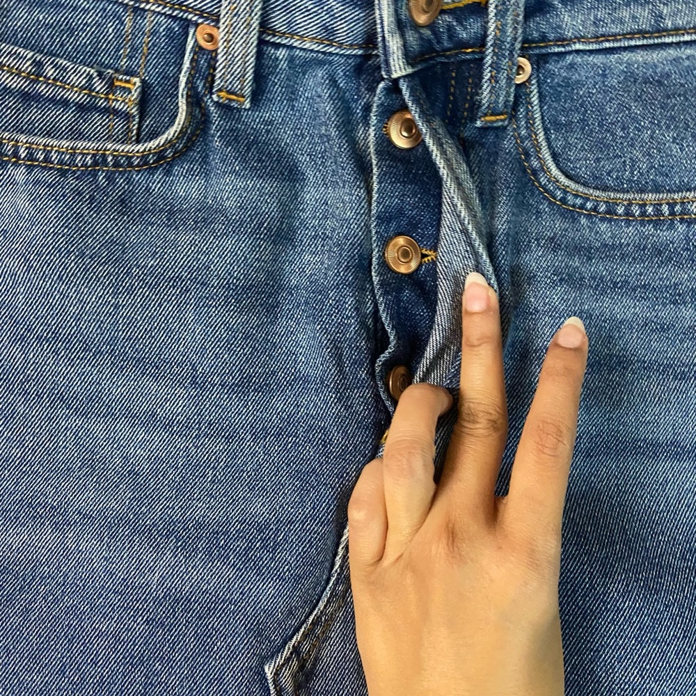 H&M denim skirt - Picture 2 of 4